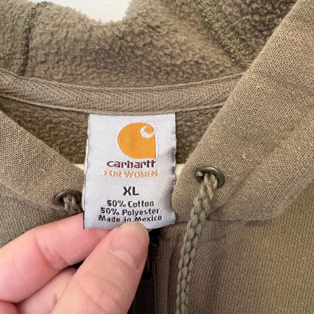 Women’s Carhartt Sweatshirt - Picture 4 of 10